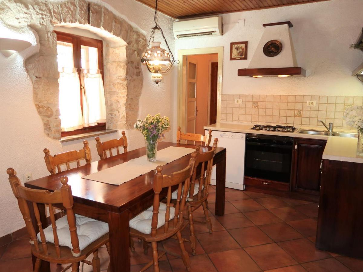 Holiday Home Nino - Lbn305 By Interhome Krsan Екстер'єр фото